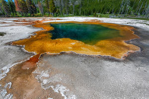 Emerald Pool, Black Sands Geyser Basin, Yellowstone
