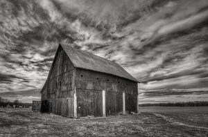 Old Barn, New Union, KY in Monochrome